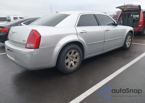 2006 Chrysler 300 Touring из США, поврежденный, VIN 2C3KA53G76H411898